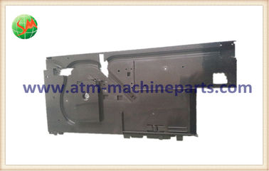 Право плиты стороны частей A002537 NMD 100 ATM с черным и пластичным внешним видом